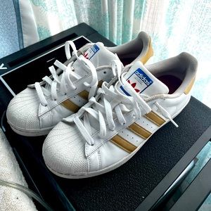 Adidas superstar used